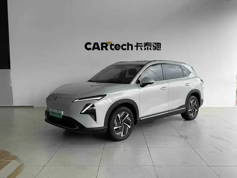 2024 Wuling Wuling Xingguang S с пробегом 32 000 км