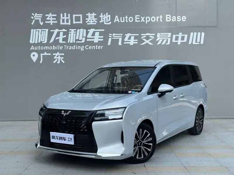 2025 Wuling Xingguang 730 с пробегом 7 800 км