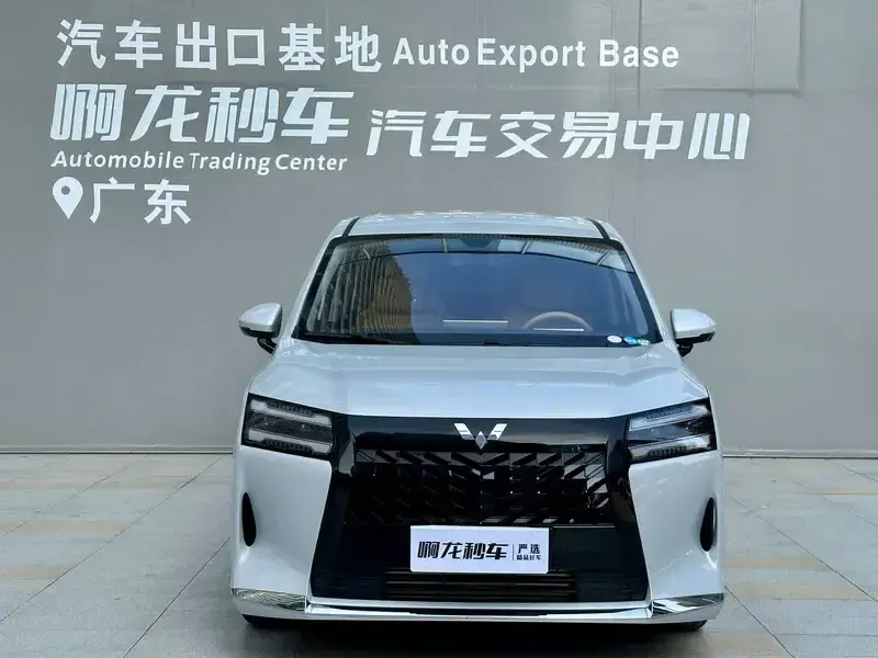 2025 Wuling Xingguang 730 с пробегом 7 800 км