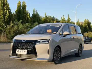 2025 Wuling Xingguang 730 с пробегом 3 000 км
