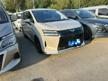 2025 Wuling Xingguang 730 с пробегом 2 500 км