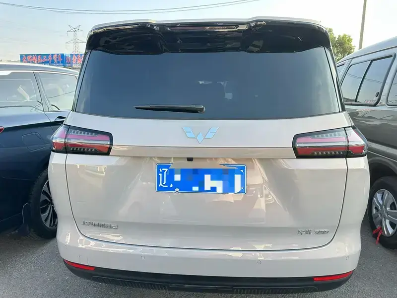 2025 Wuling Xingguang 730 с пробегом 2 500 км