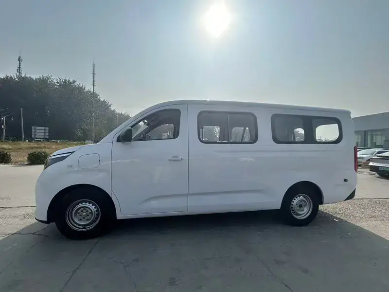 2026 Wuling Wuling Yangguang Pro с пробегом 1 800 км