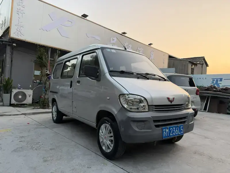 2015 Wuling Wuling Zhiguang с пробегом 129 700 км