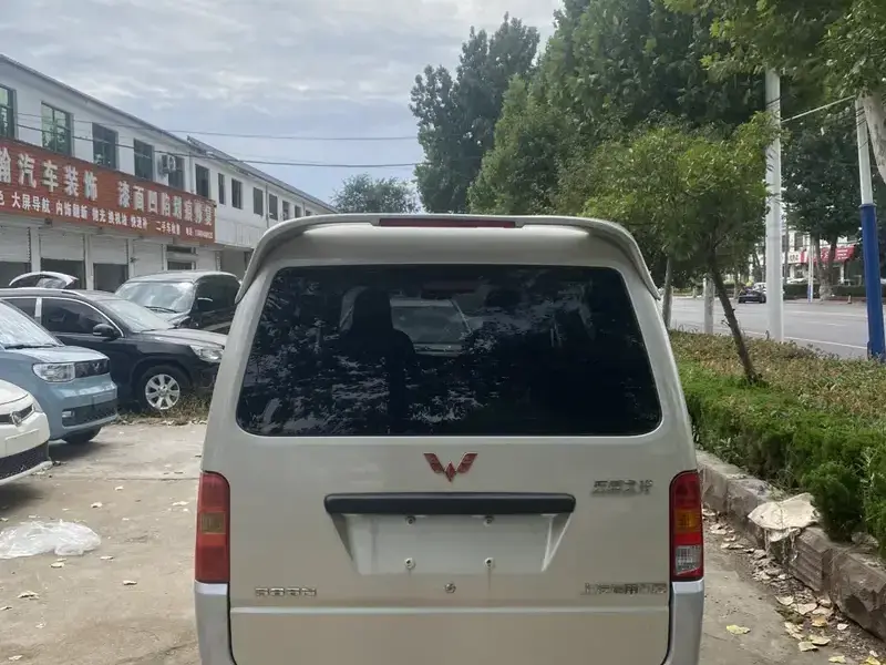 2013 Wuling Wuling Zhiguang с пробегом 90 000 км