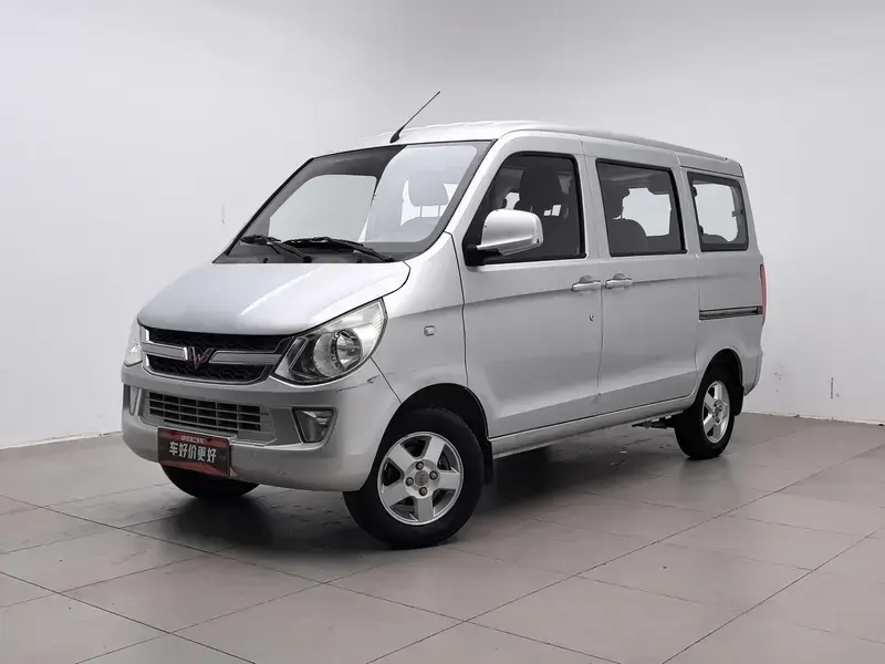 2015 Wuling Wuling Zhiguang с пробегом 51 500 км
