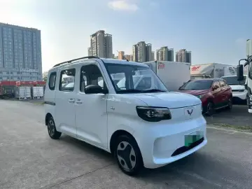 2025 Wuling Wuling Zhiguang NEV с пробегом 17 000 км