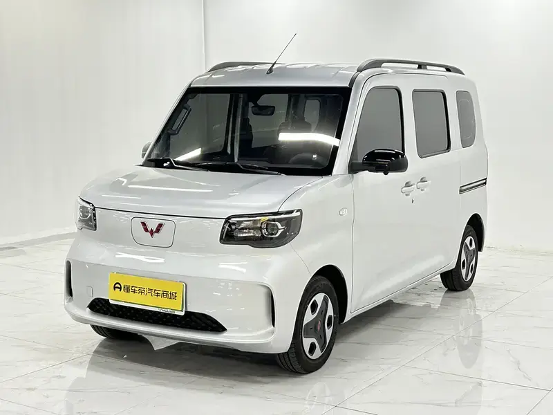2025 Wuling Wuling Zhiguang NEV с пробегом 3 700 км