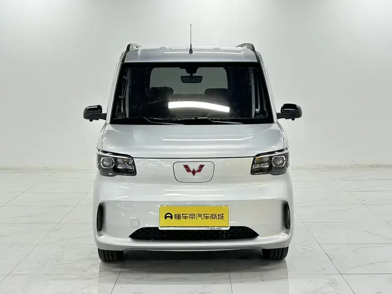 2025 Wuling Wuling Zhiguang NEV с пробегом 3 700 км