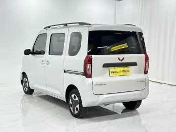 2025 Wuling Wuling Zhiguang NEV с пробегом 3 700 км