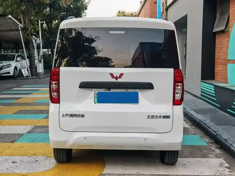 2025 Wuling Wuling Zhiguang NEV с пробегом 8 000 км
