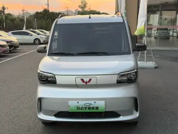 2025 Wuling Wuling Zhiguang NEV с пробегом 34 000 км