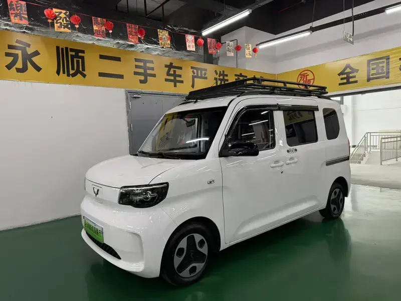 2025 Wuling Wuling Zhiguang NEV с пробегом 21 000 км