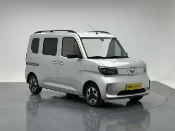 2025 Wuling Wuling Zhiguang NEV с пробегом 19 600 км