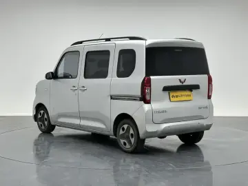 2025 Wuling Wuling Zhiguang NEV с пробегом 19 600 км