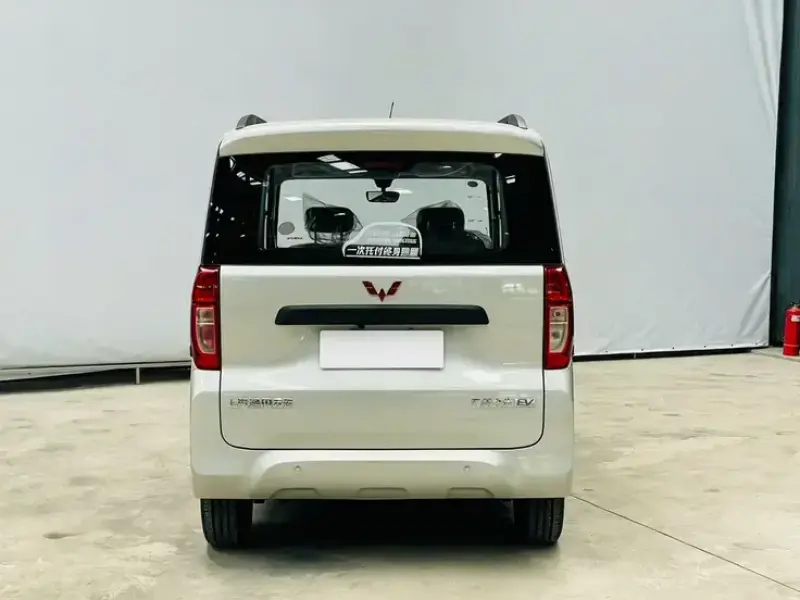 2025 Wuling Wuling Zhiguang NEV с пробегом 100 км