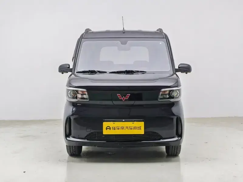 2025 Wuling Wuling Zhiguang NEV с пробегом 4 700 км