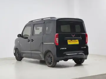 2025 Wuling Wuling Zhiguang NEV с пробегом 4 700 км