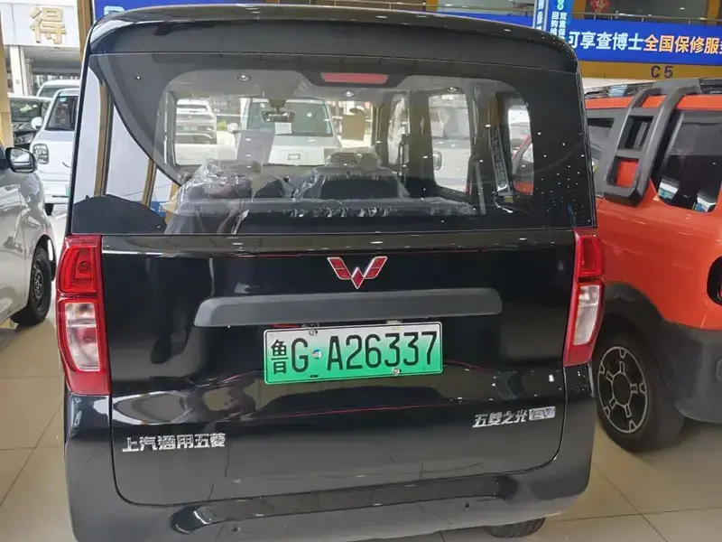 2025 Wuling Wuling Zhiguang NEV с пробегом 100 км