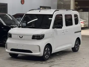 2025 Wuling Wuling Zhiguang NEV с пробегом 12 000 км