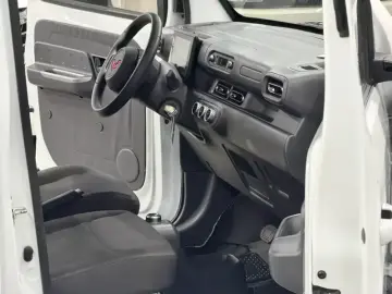 2025 Wuling Wuling Zhiguang NEV с пробегом 12 000 км