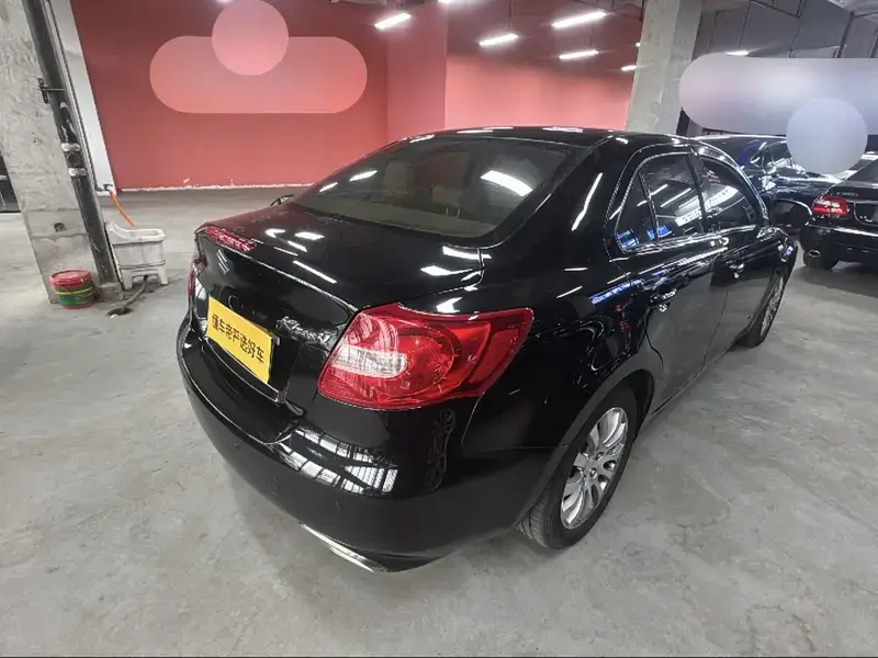 2011 Suzuki Kizashi с пробегом 105 200 км