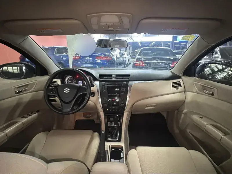 2011 Suzuki Kizashi с пробегом 105 200 км