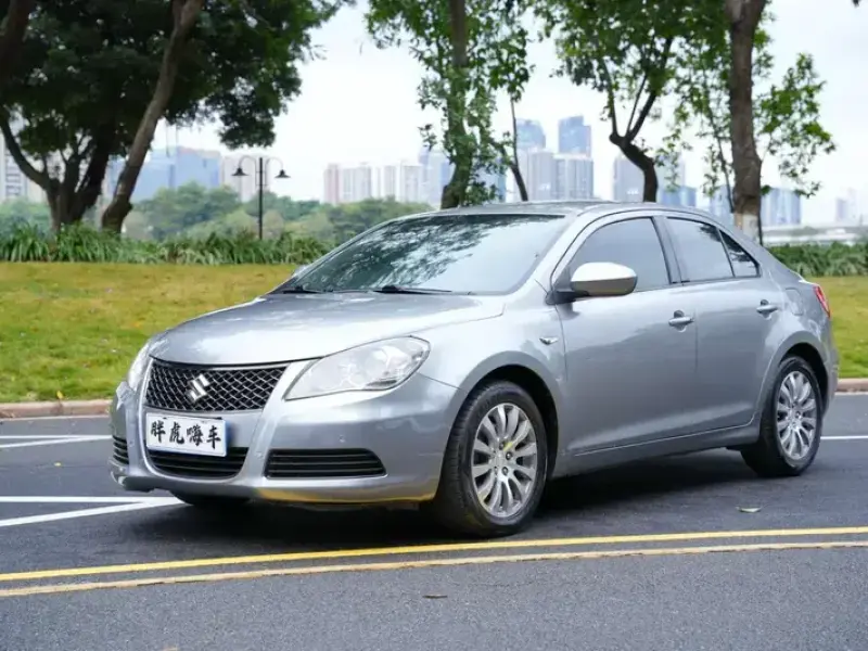 2011 Suzuki Kizashi с пробегом 76 200 км
