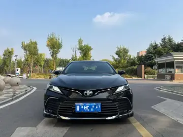 2023 Toyota Camry с пробегом 43 000 км