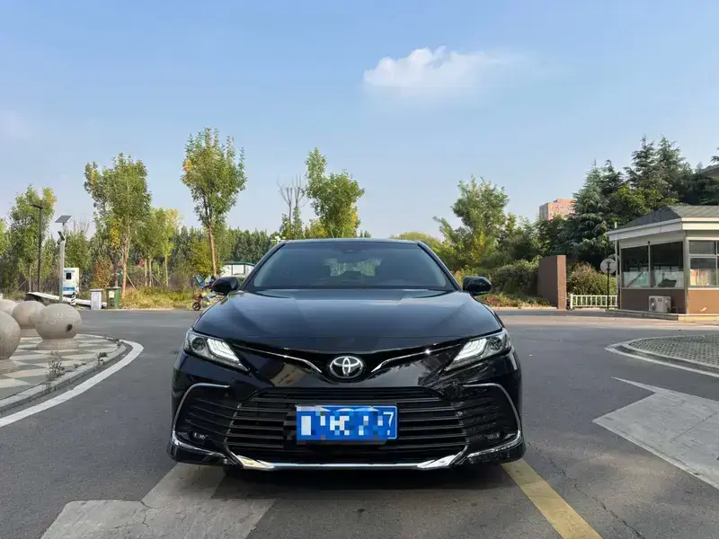 2023 Toyota Camry с пробегом 43 000 км