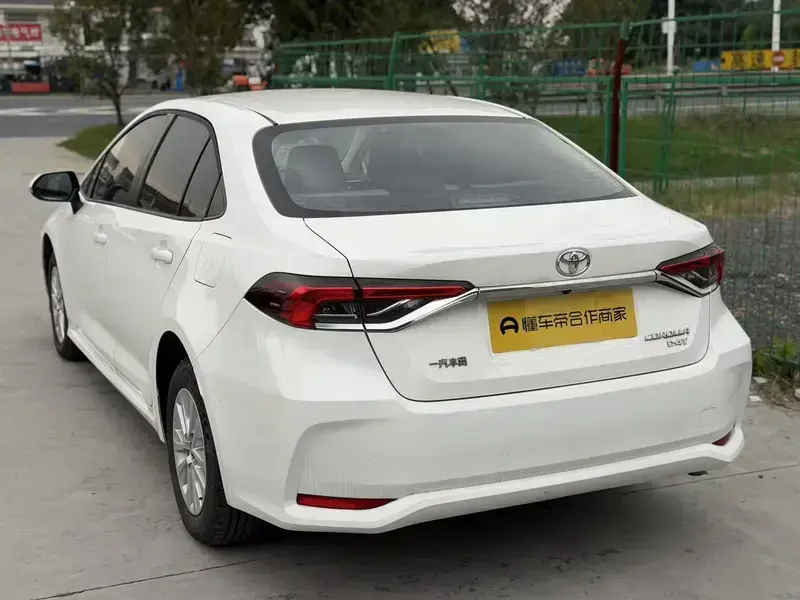 2023 Toyota Corolla с пробегом 80 000 км