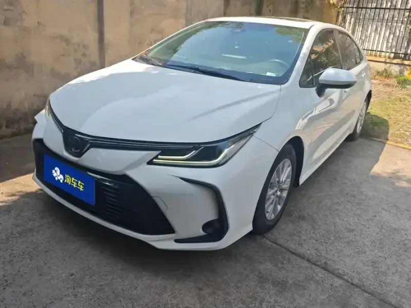 2021 Toyota Corolla с пробегом 15 000 км
