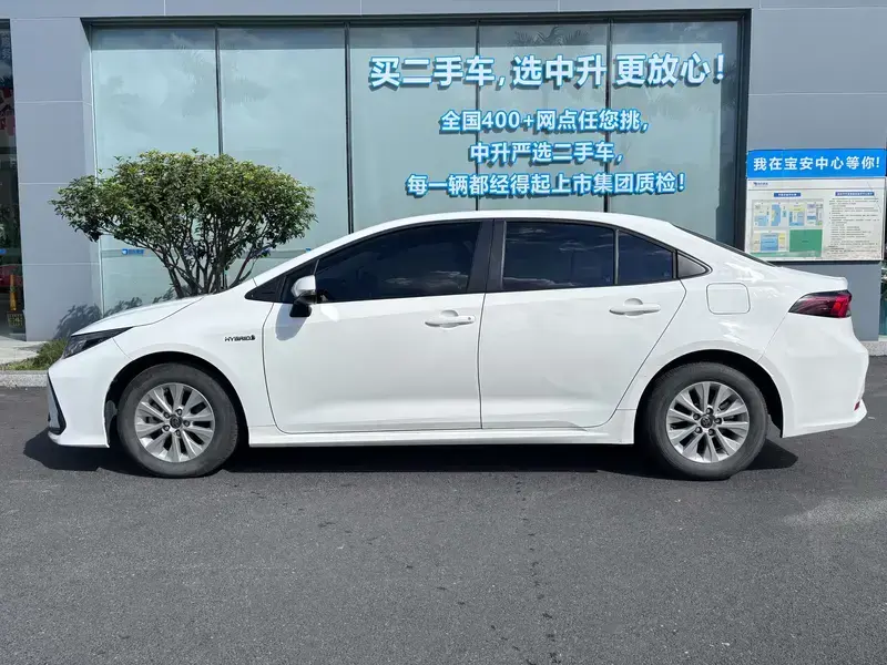 2023 Toyota Corolla с пробегом 36 000 км
