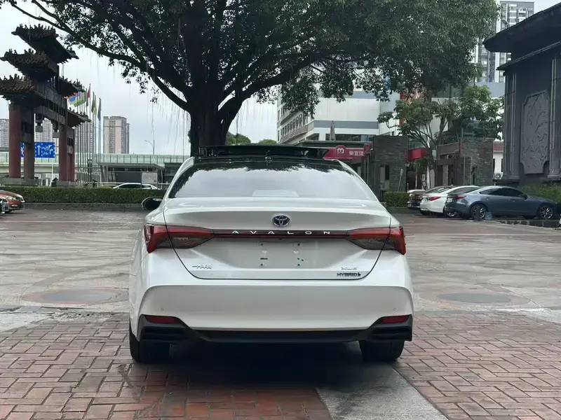 2019 Toyota Avalon с пробегом 130 000 км