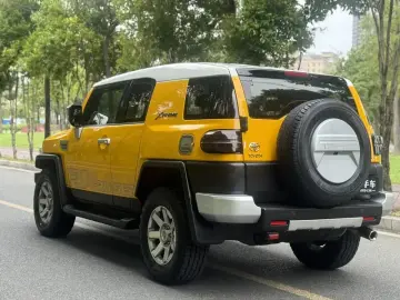 2019 Toyota FJ Cruiser с пробегом 110 000 км