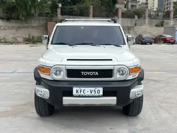2020 Toyota FJ Cruiser с пробегом 50 000 км
