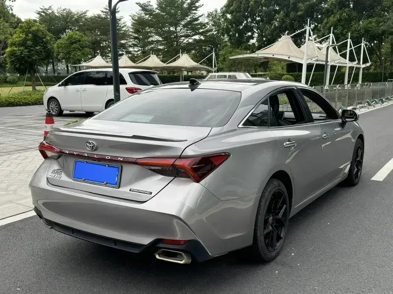 2022 Toyota Avalon с пробегом 110 000 км