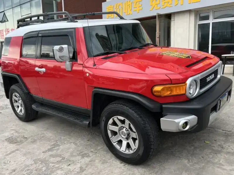 2018 Toyota FJ Cruiser с пробегом 175 000 км