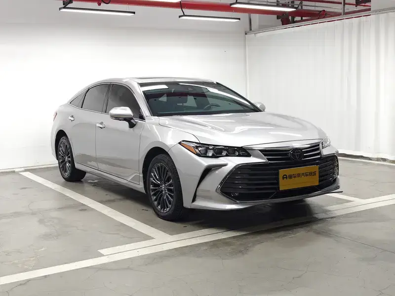 2019 Toyota Avalon с пробегом 30 900 км