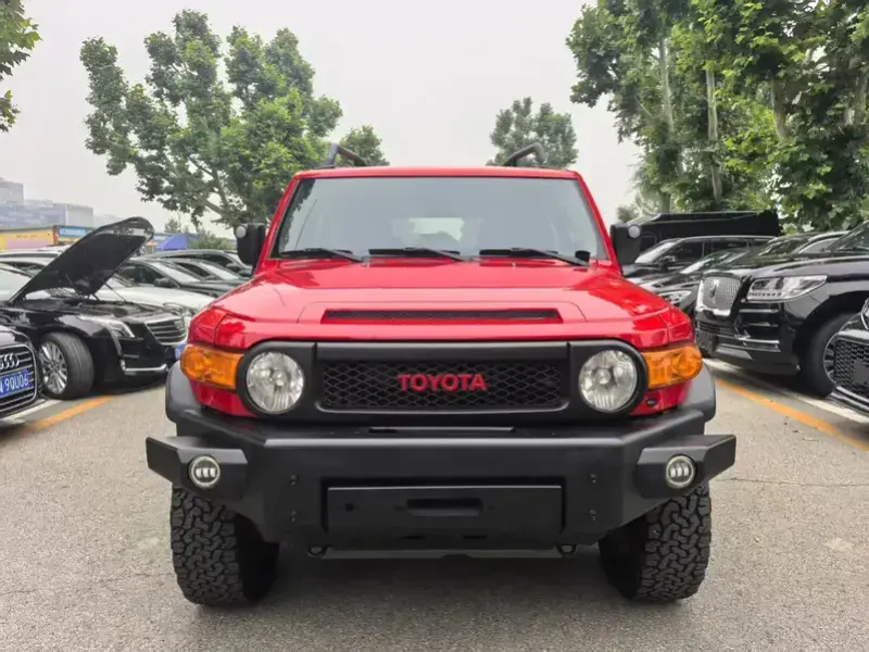 2017 Toyota FJ Cruiser с пробегом 133 000 км