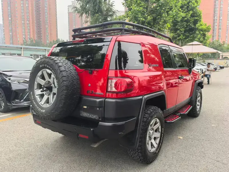 2017 Toyota FJ Cruiser с пробегом 133 000 км