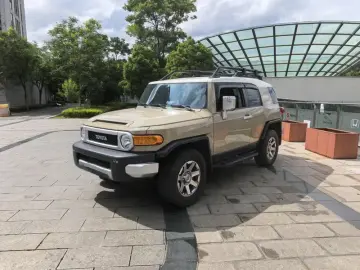 2016 Toyota FJ Cruiser с пробегом 63 000 км