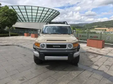 2016 Toyota FJ Cruiser с пробегом 63 000 км