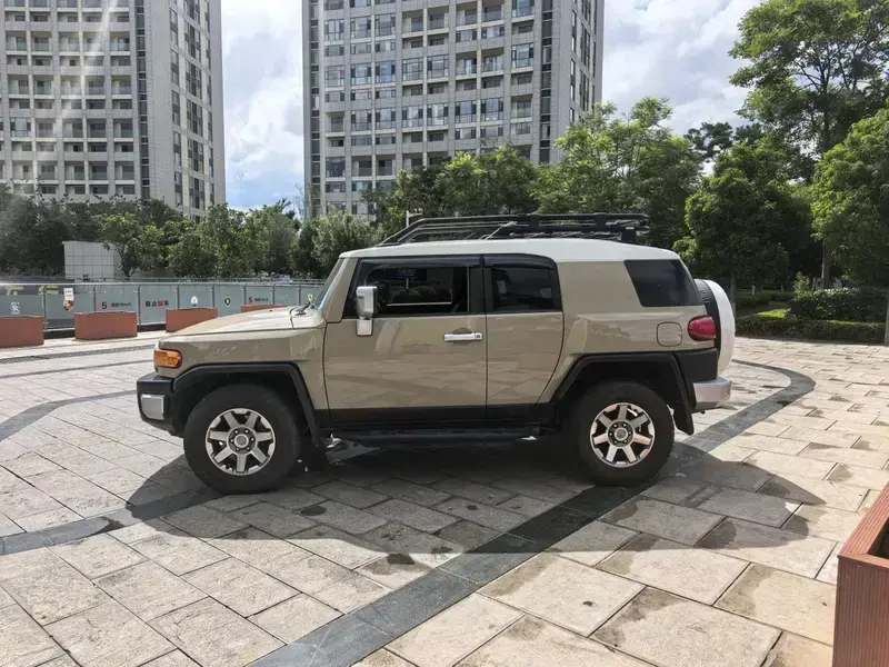 2016 Toyota FJ Cruiser с пробегом 63 000 км