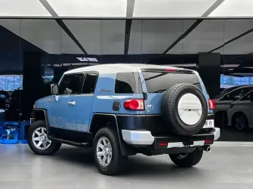 2019 Toyota FJ Cruiser с пробегом 102 000 км