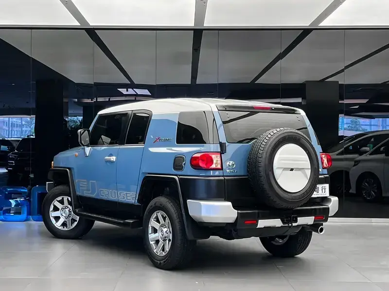 2019 Toyota FJ Cruiser с пробегом 102 000 км