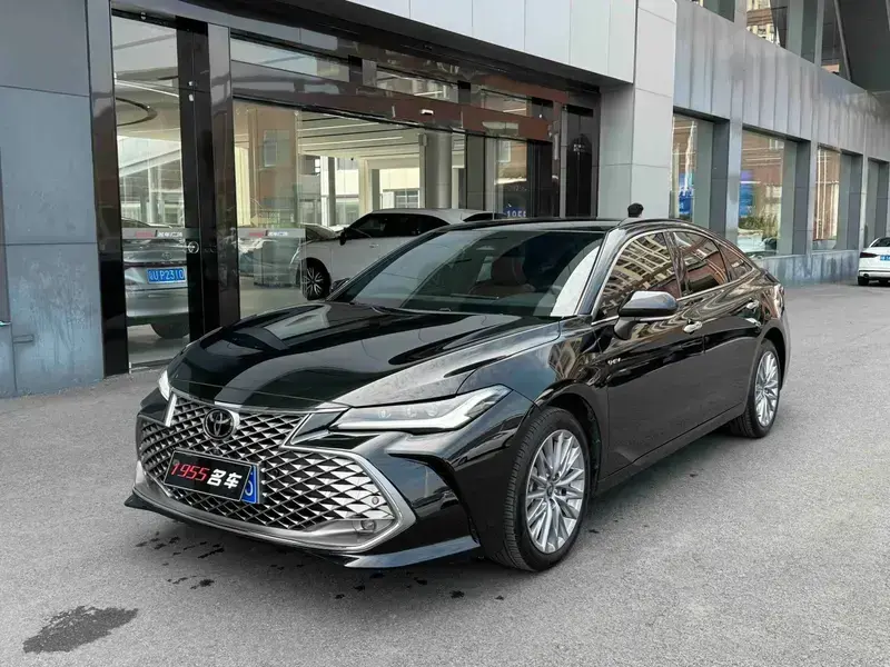 2024 Toyota Avalon с пробегом 14 000 км