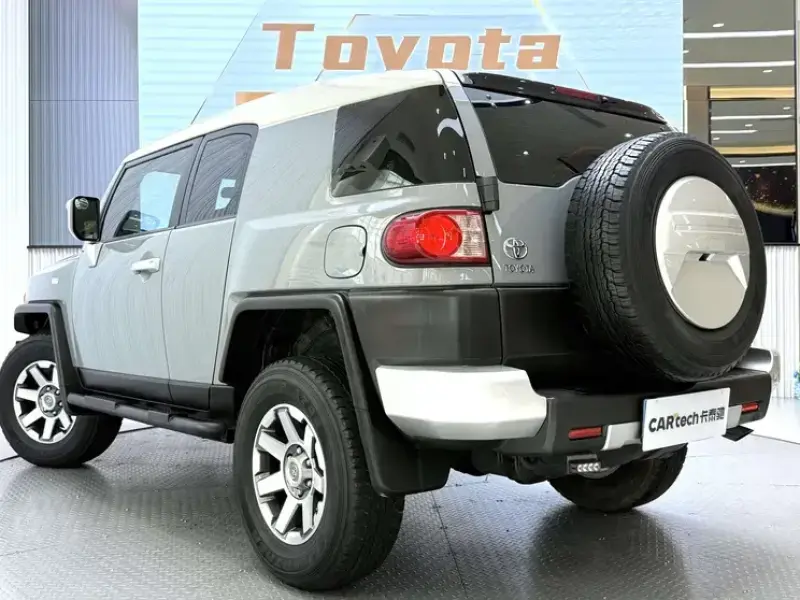 2019 Toyota FJ Cruiser с пробегом 106 500 км