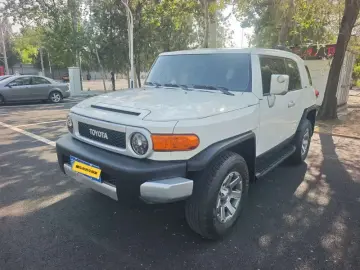 Toyota FJ Cruiser