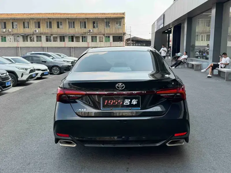 2019 Toyota Avalon с пробегом 66 300 км